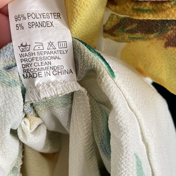 Sale 2/$15* Beautiful lemon print dress or swim cover, on/off shoulder, size M. - Picture 4 of 11